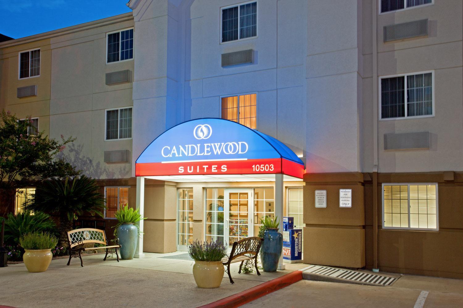 Vista Exterior Sonesta Simply Suites Houston CityCentre I-10 West