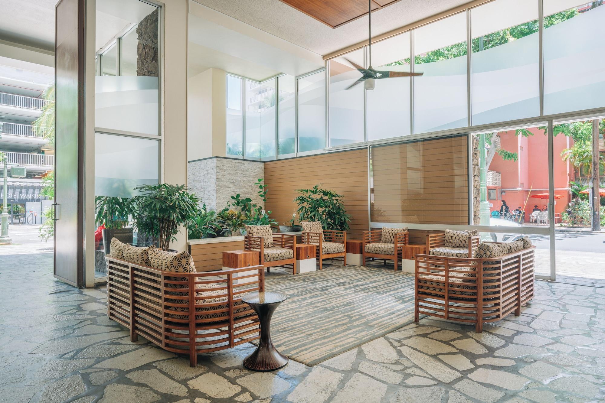 Vista Lobby Pacific Monarch Hotel