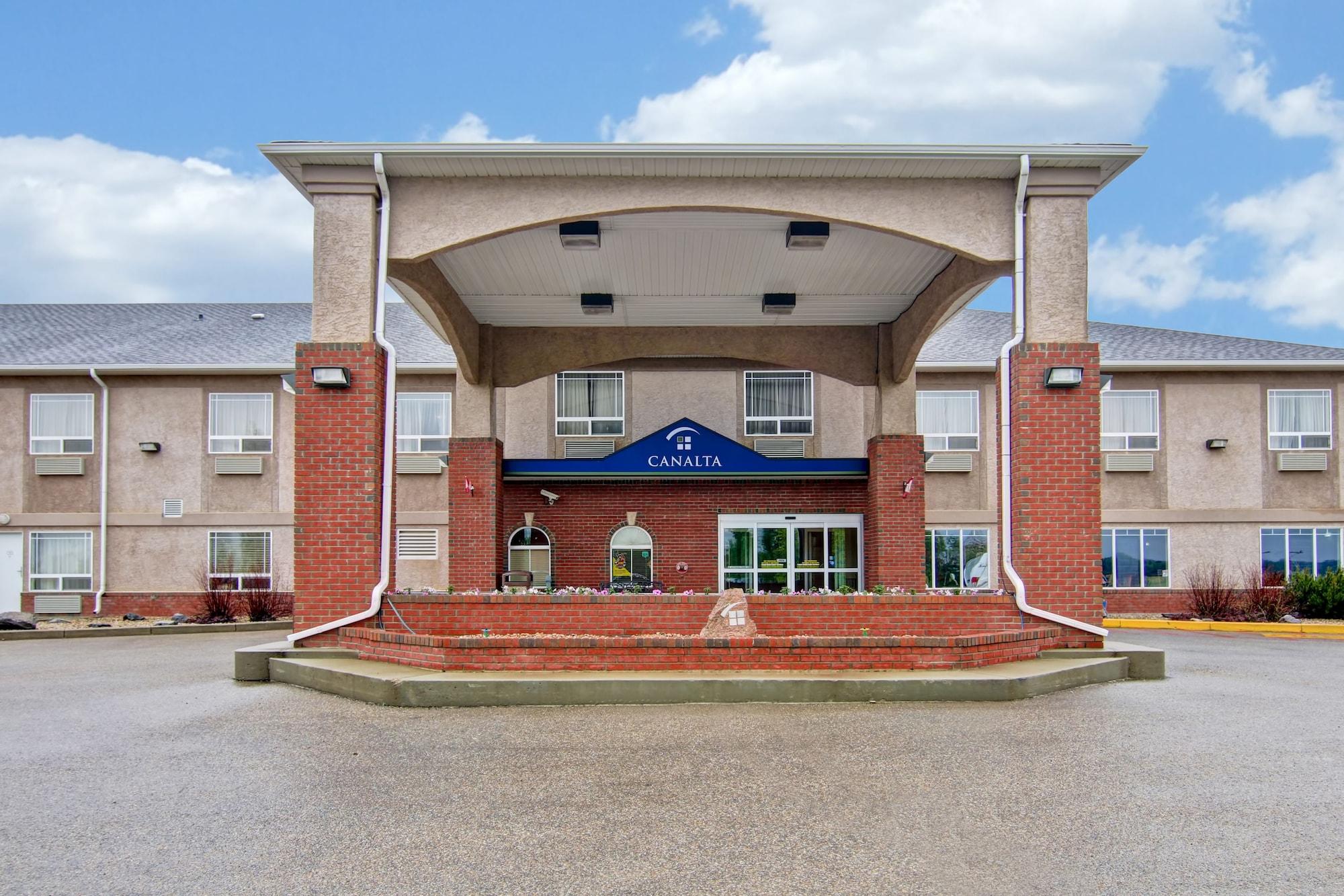 Vista Exterior Clarion Pointe