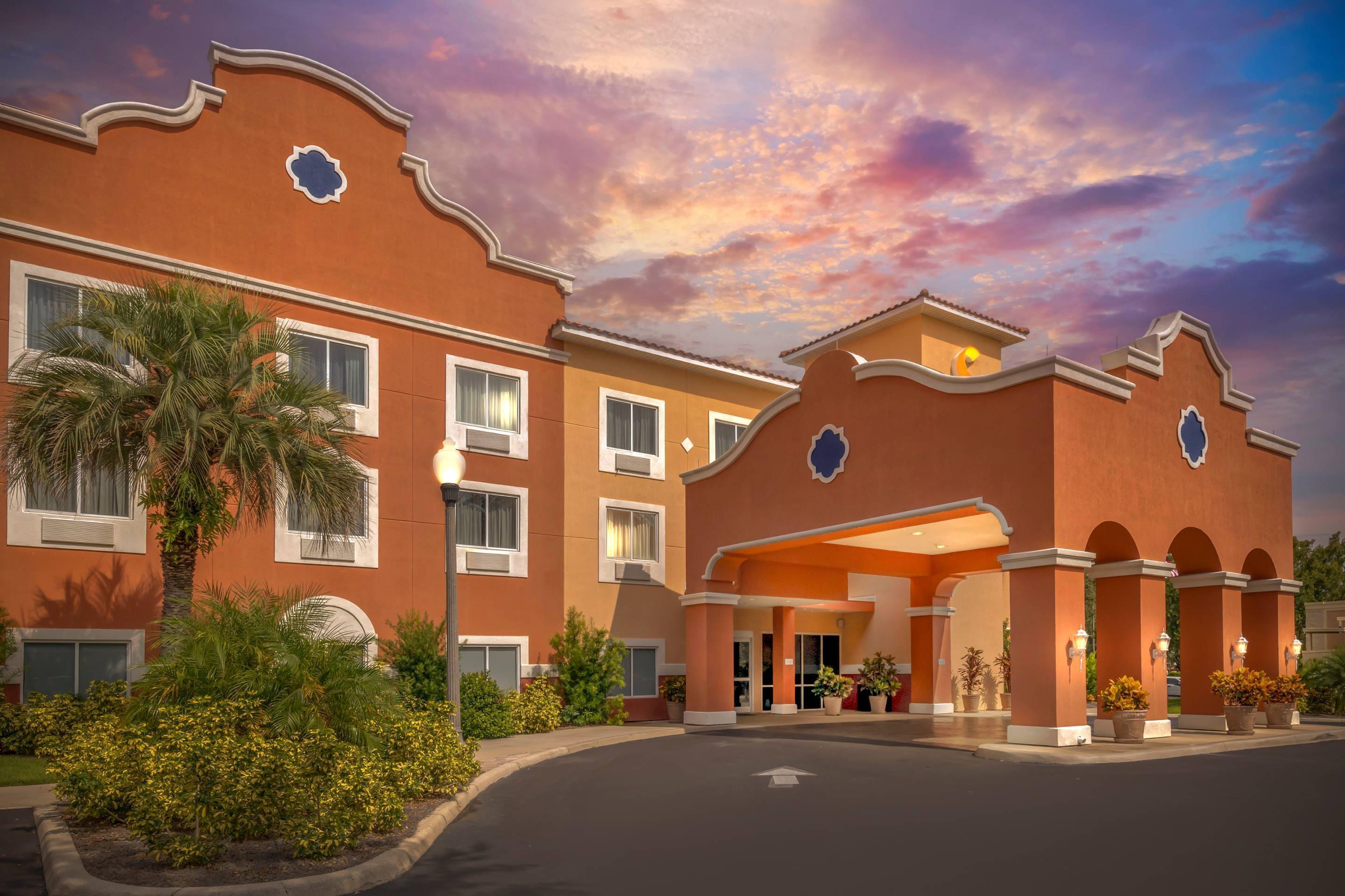 Vista Exterior Comfort Suites Lady Lake - The Villages