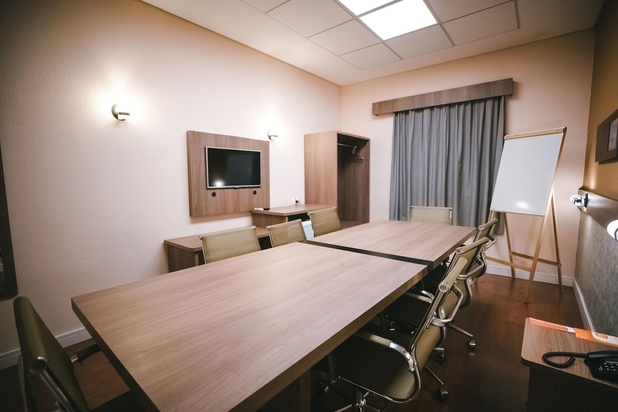 Sala de Reuniones Hotel 10 Blumenau