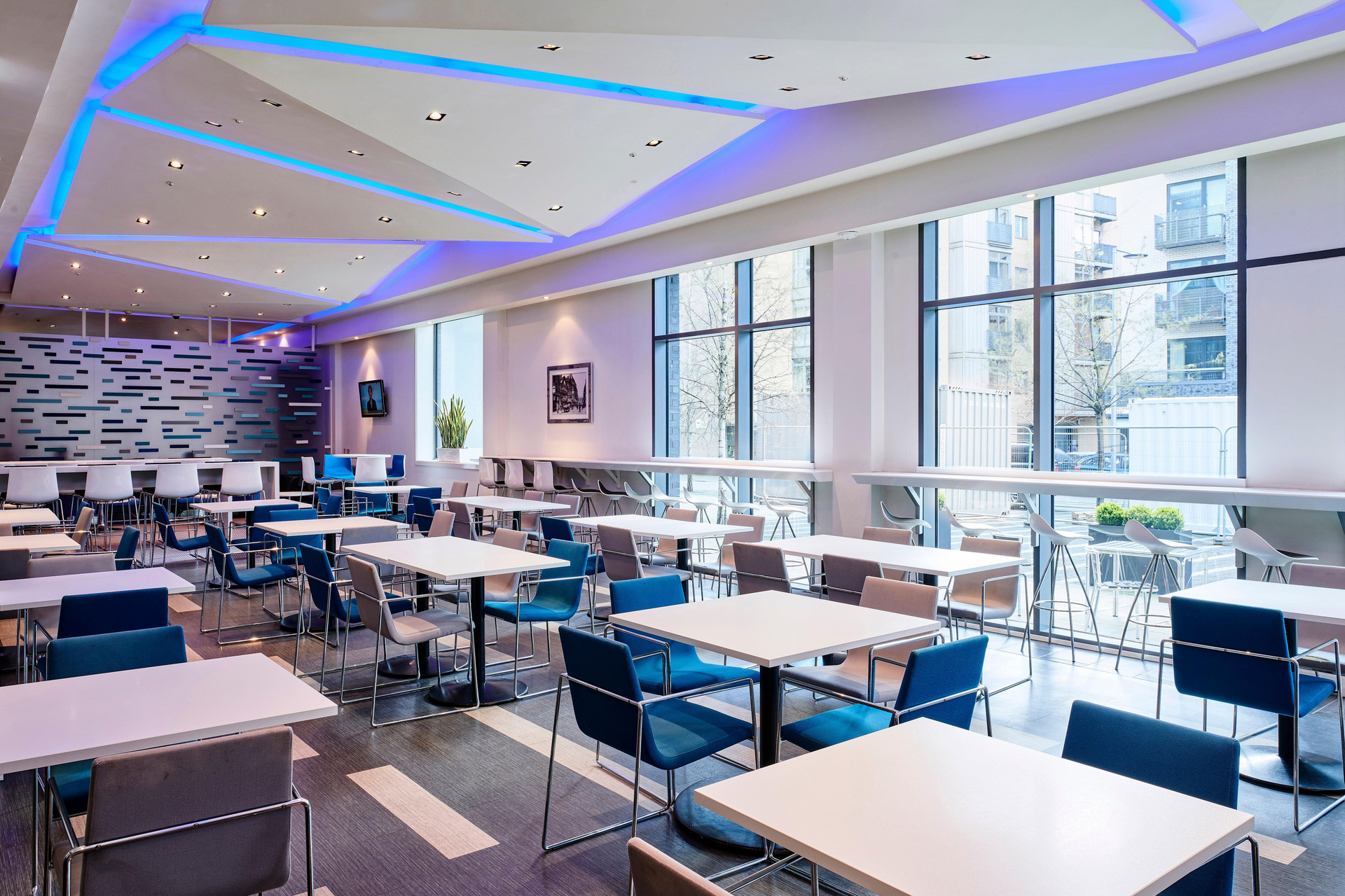 Restaurant Holiday Inn Express Manchester City Centre Arena by IHG