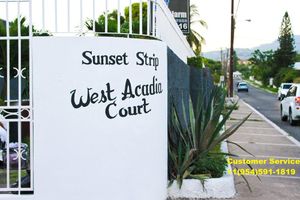 Alojamiento - Sunset Strip West Acadia Court