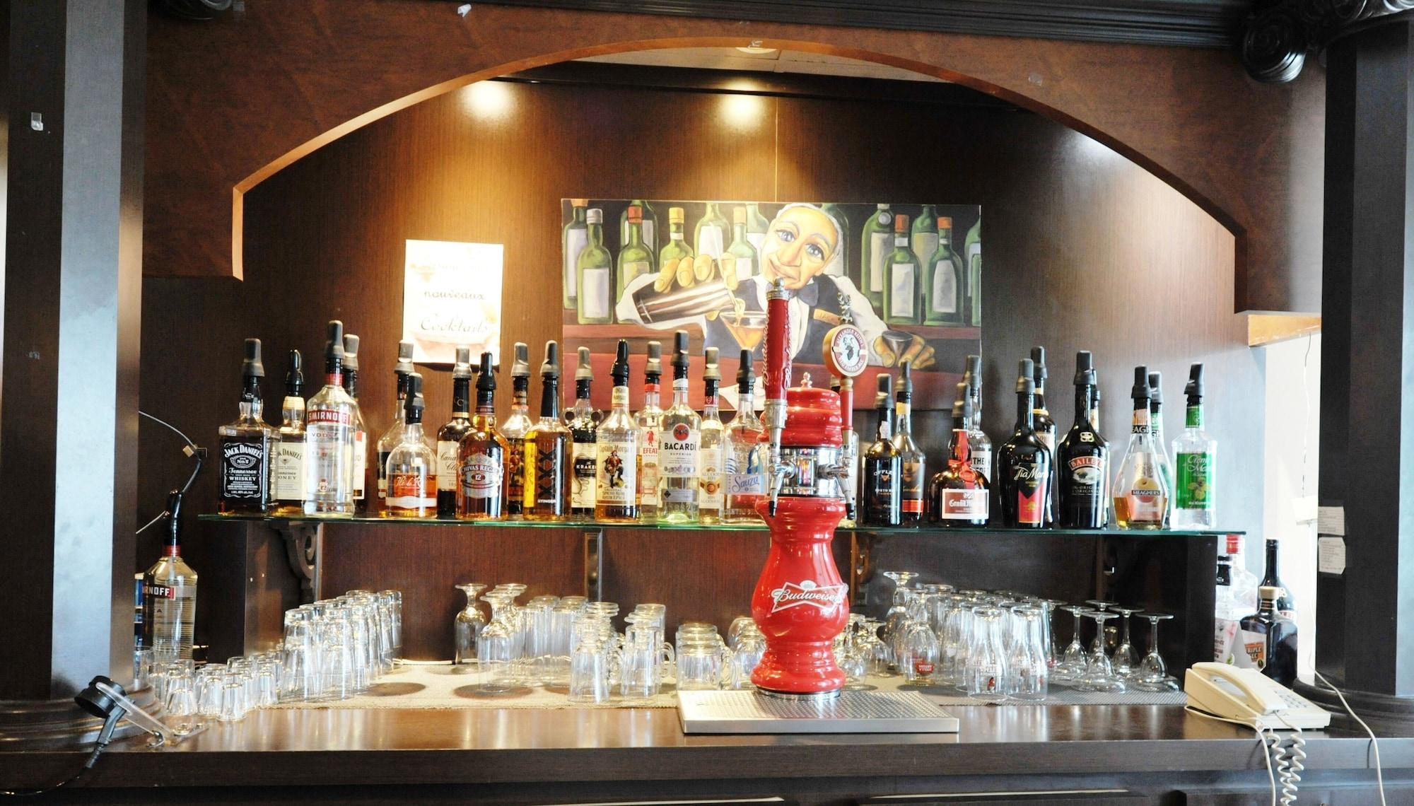 Bar/Salón Hôtel Le Voyageur de Québec