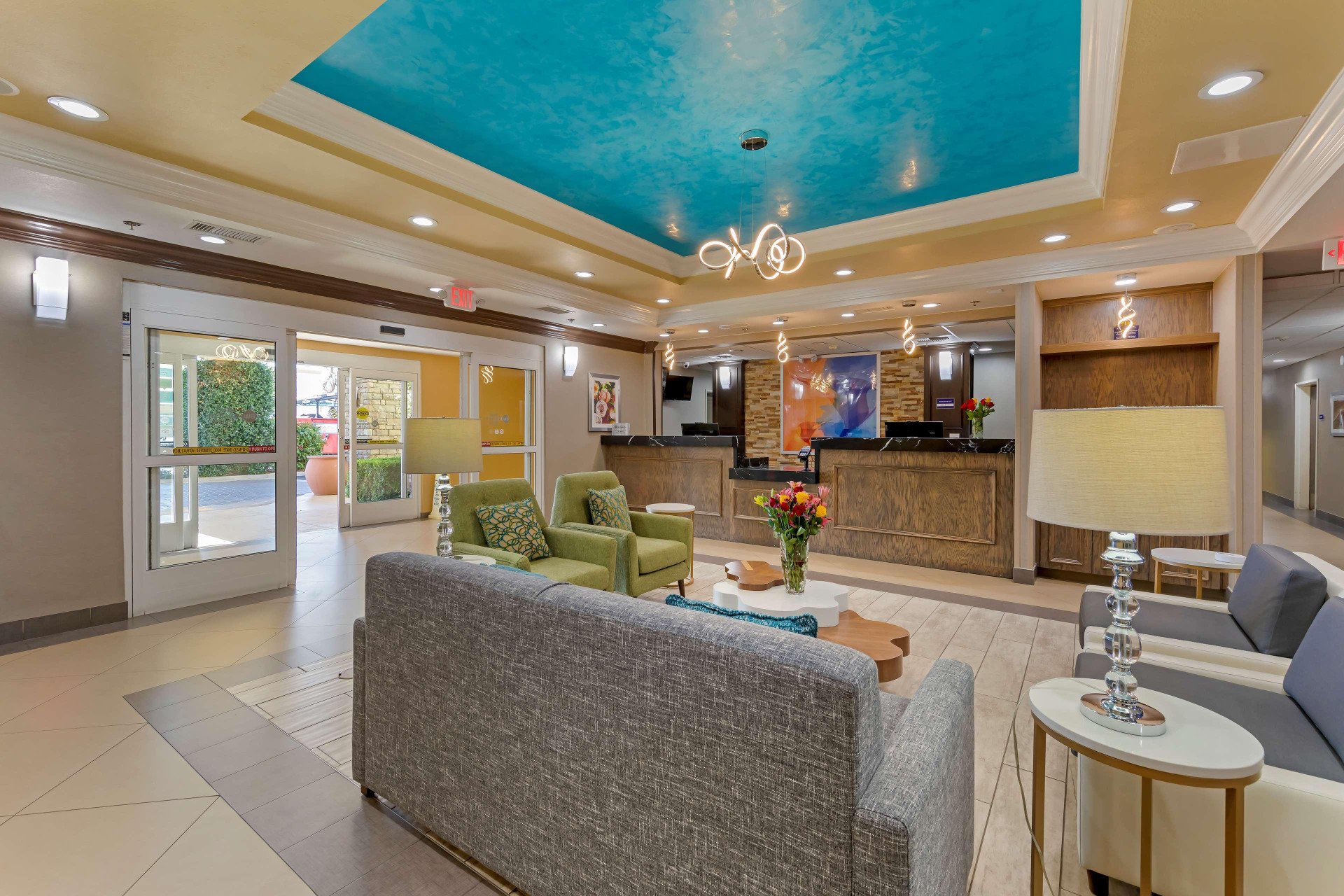 Vista Lobby Best Western Plus Wasco Inn & Suites