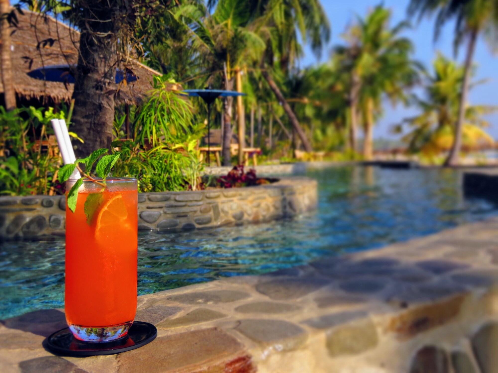 Bar/Salón Wah Phyu Villa