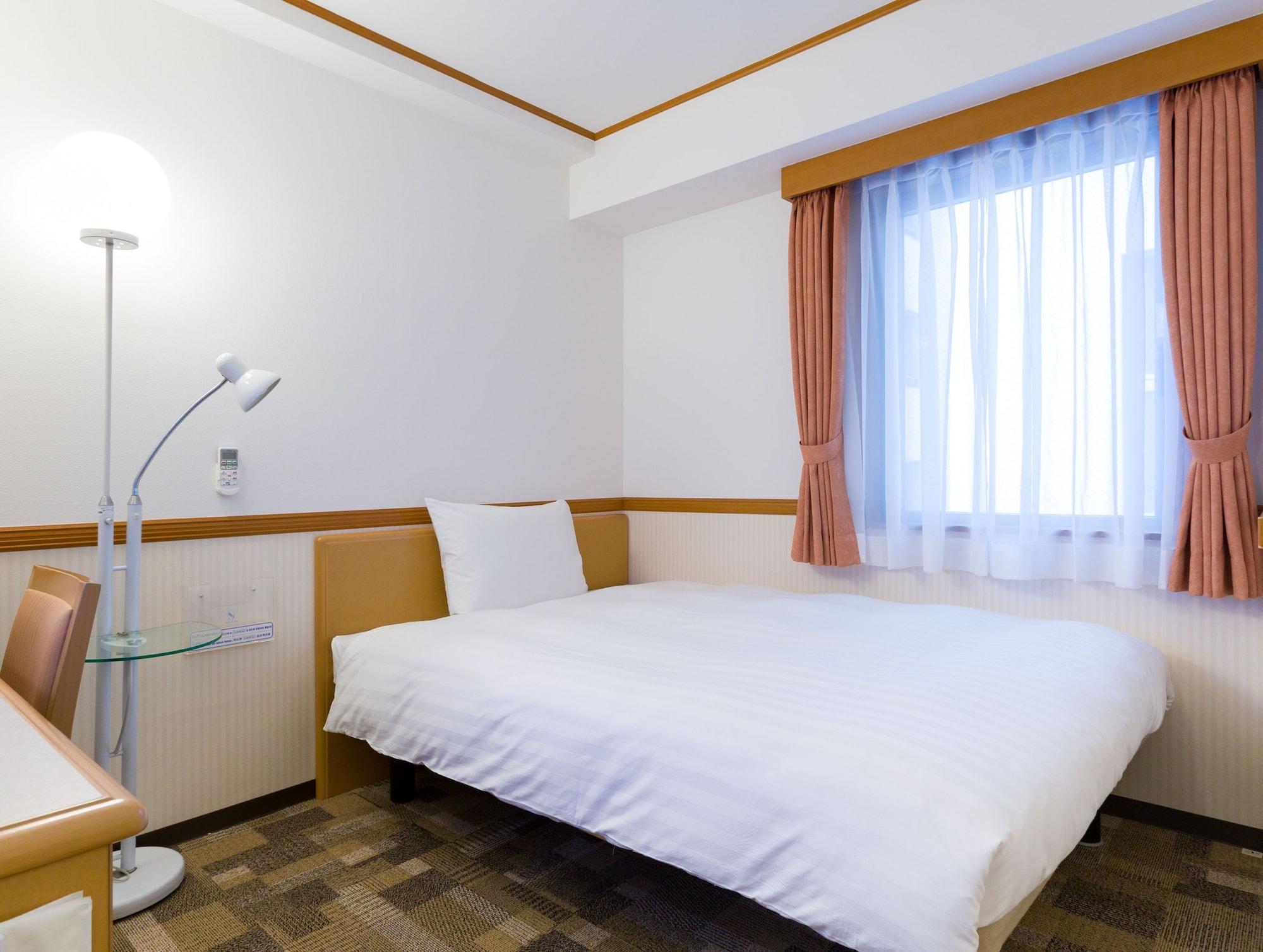 Habitación Toyoko Inn Nishitetsu Kurume Station