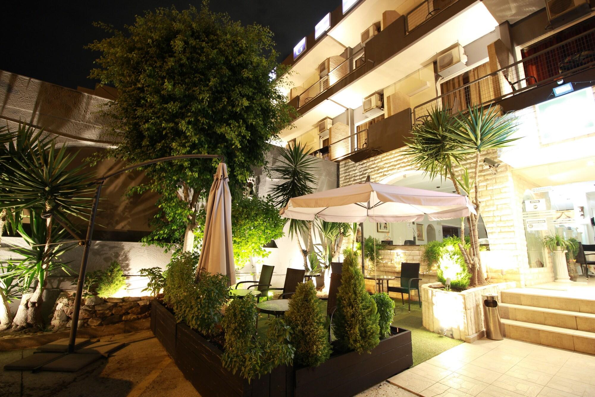 Vista Exterior Galini Palace