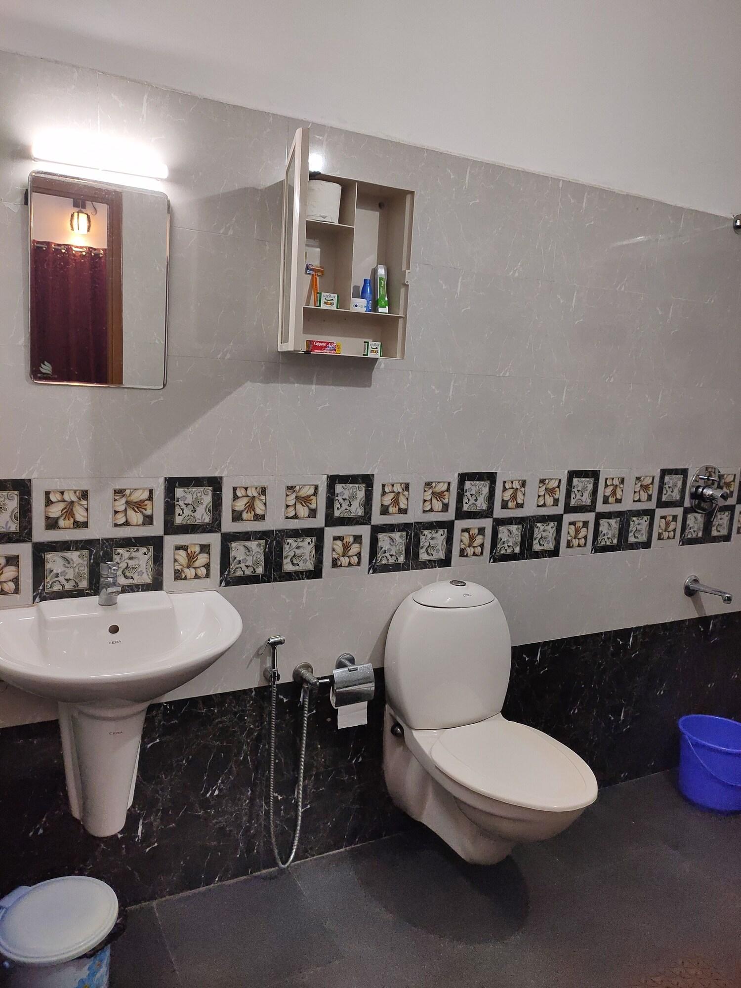 Equipamiento de Habitación Kuttickattil Gardens Home Stay