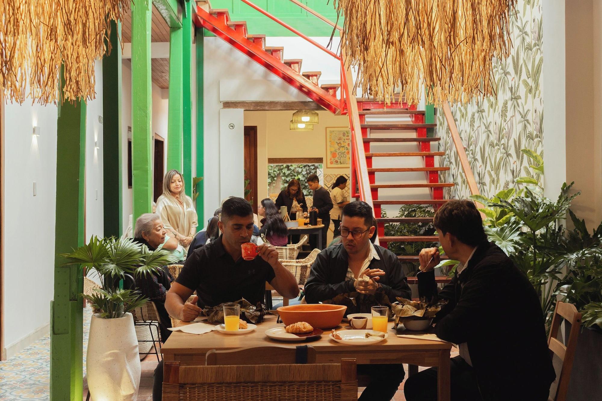 Restaurant Casa Aura Hotel