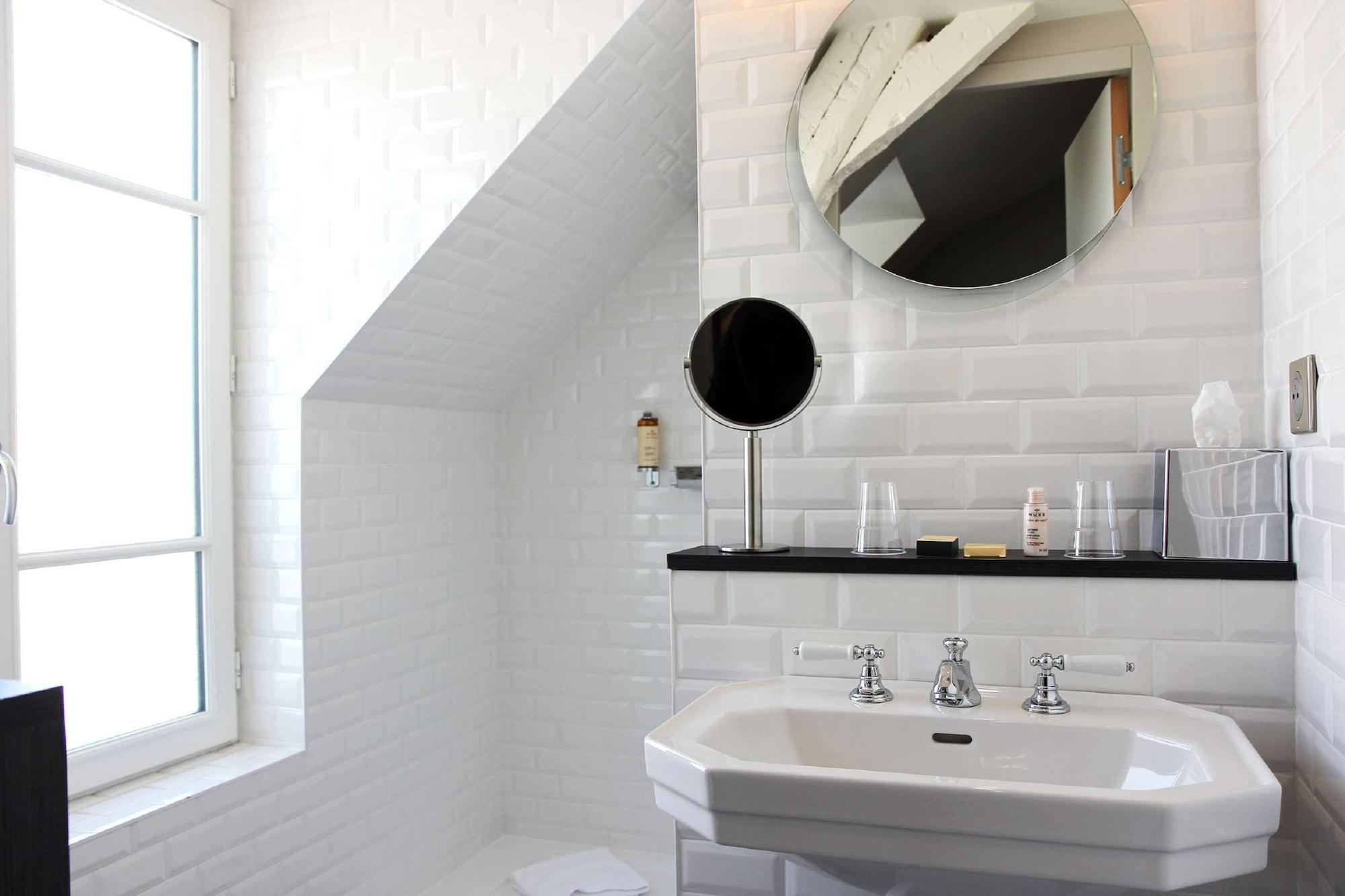 Equipamiento de Habitación Hôtel Littéraire Marcel Aymé, BW Premier Collection