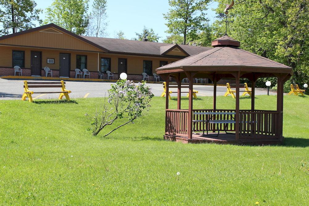 Instalaciones Recreativas Motel et Camping Etchemin