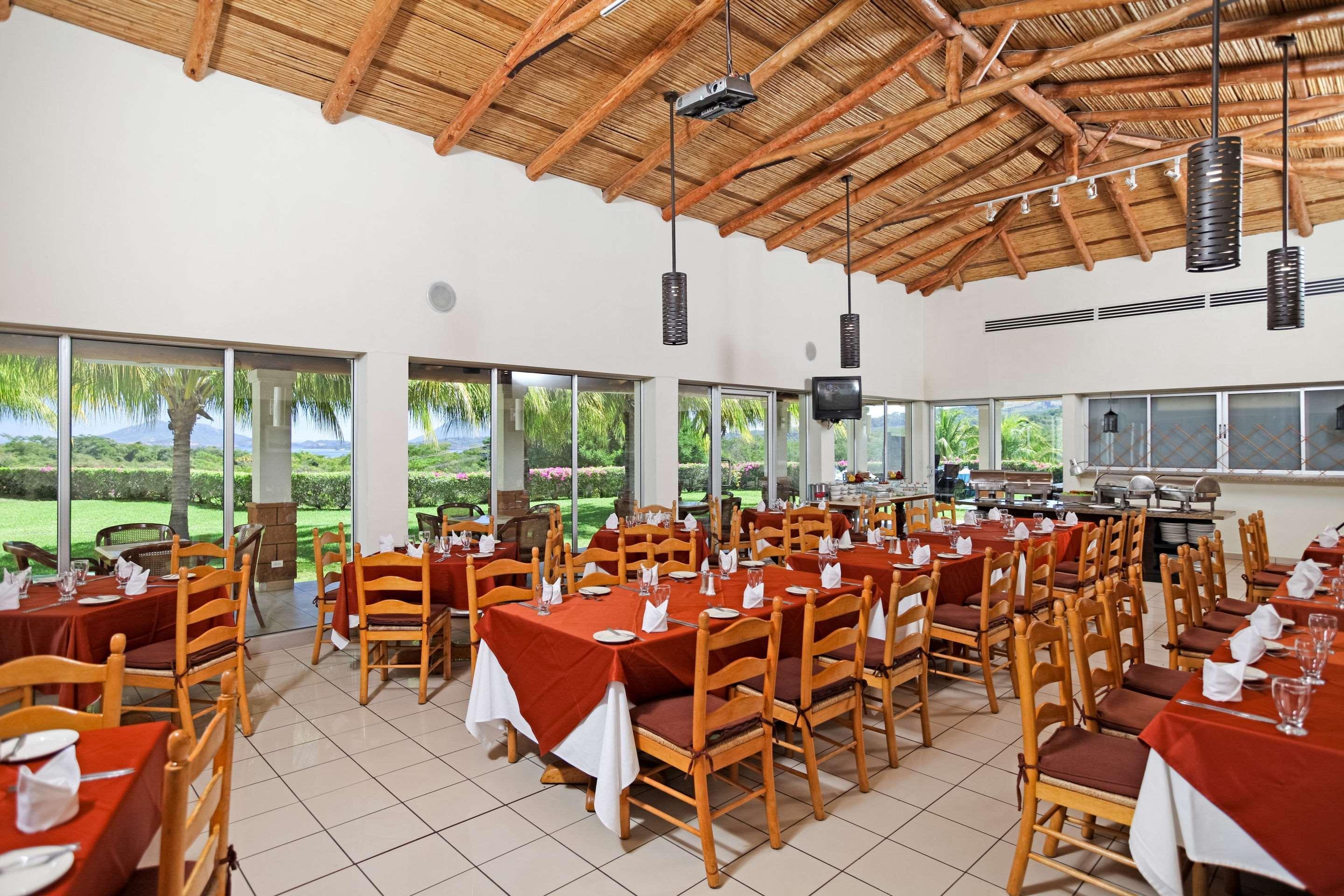 Restaurant Comfort Inn Real La Union
