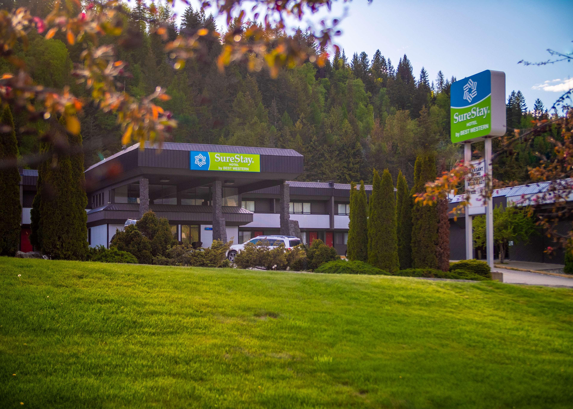 Vista Exterior SureStay Hotel by Best Western Castlegar