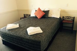 Alojamiento - Park Avenue Hotel Motel