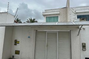 Arriendo temporal - Casa em condomínio com 3 suítes, espaço gourmet e piscina privativa, localizada perto da praia de Taperapuã.