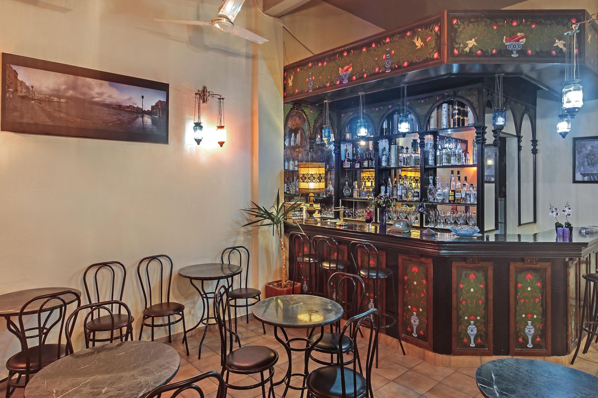 Bar/Salón Kasteli Suites