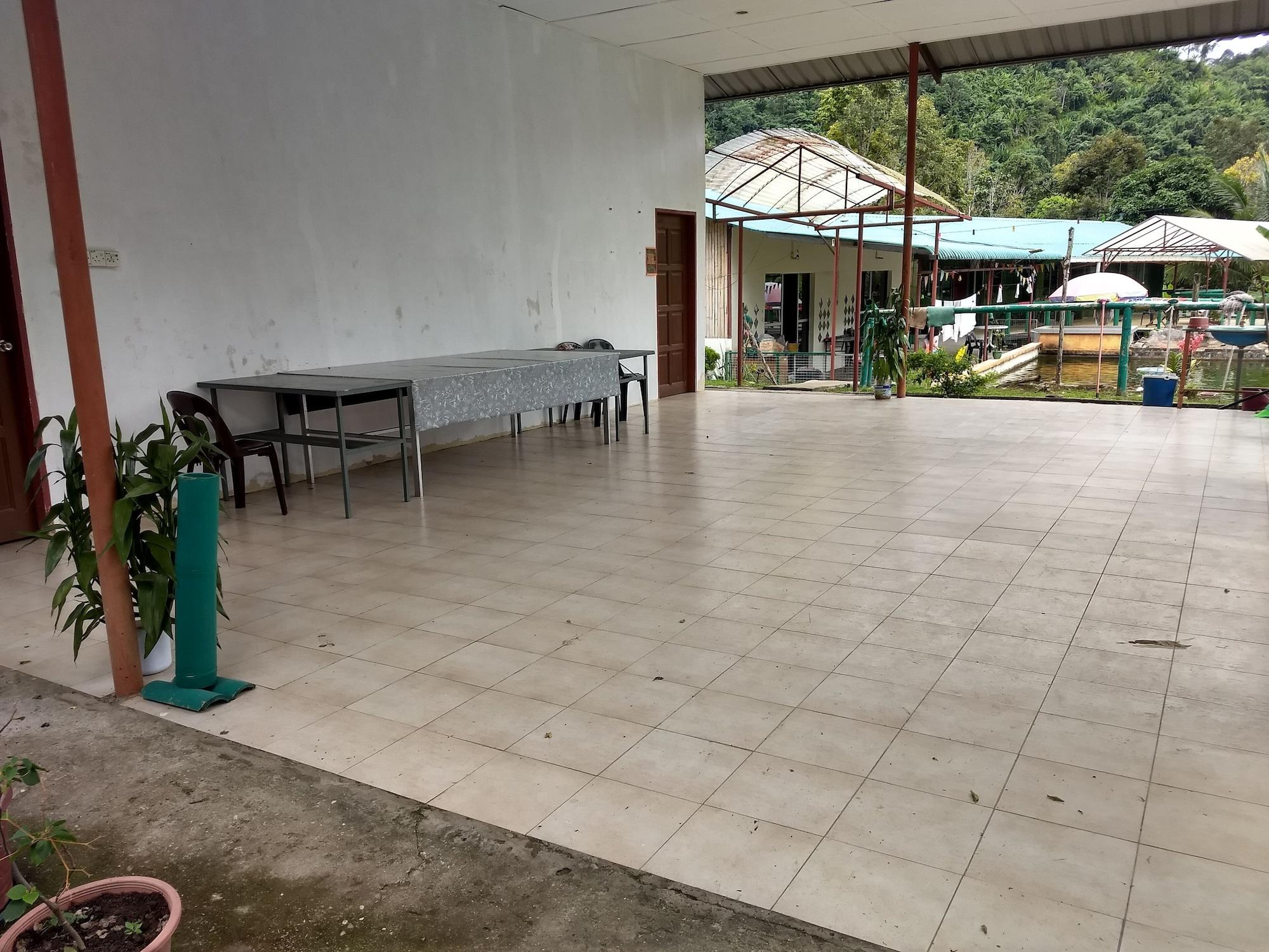 Sala de Reuniones Kinabalu Poring Vacation Lodge - Hostel