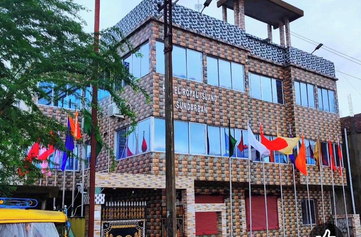 Vista Exterior Hotel Royal Island - Sundarban