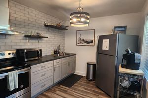 Alquiler Vacacional - 02 Rustic meets Beachy Apartment - Walk Downtown!