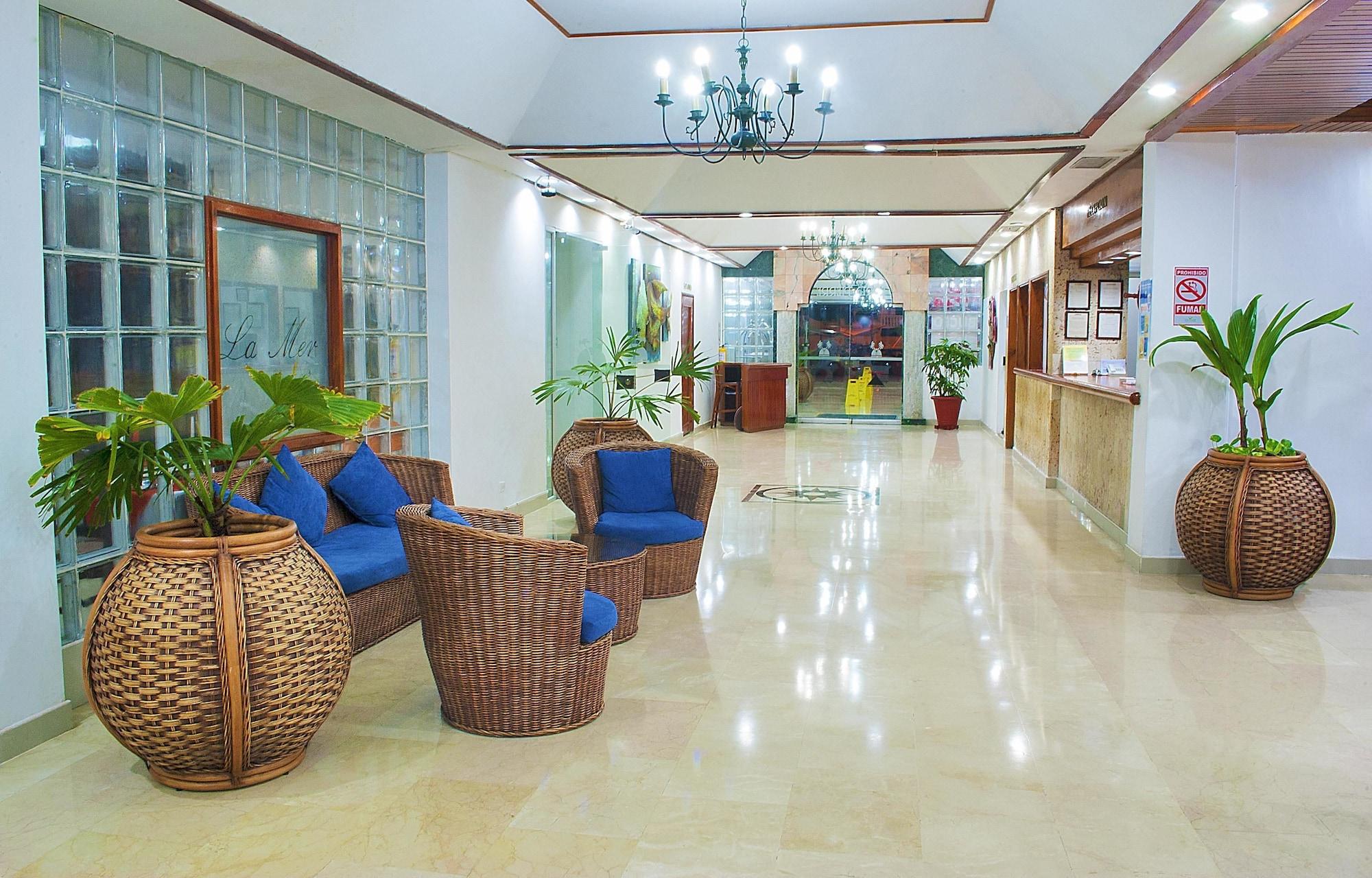 Vista Lobby Hotel Lord Pierre
