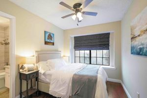 Alquiler Vacacional - Adorable 2/2 Home-Patio, Games, Spa Vibes!  Weekend getaways or work stays