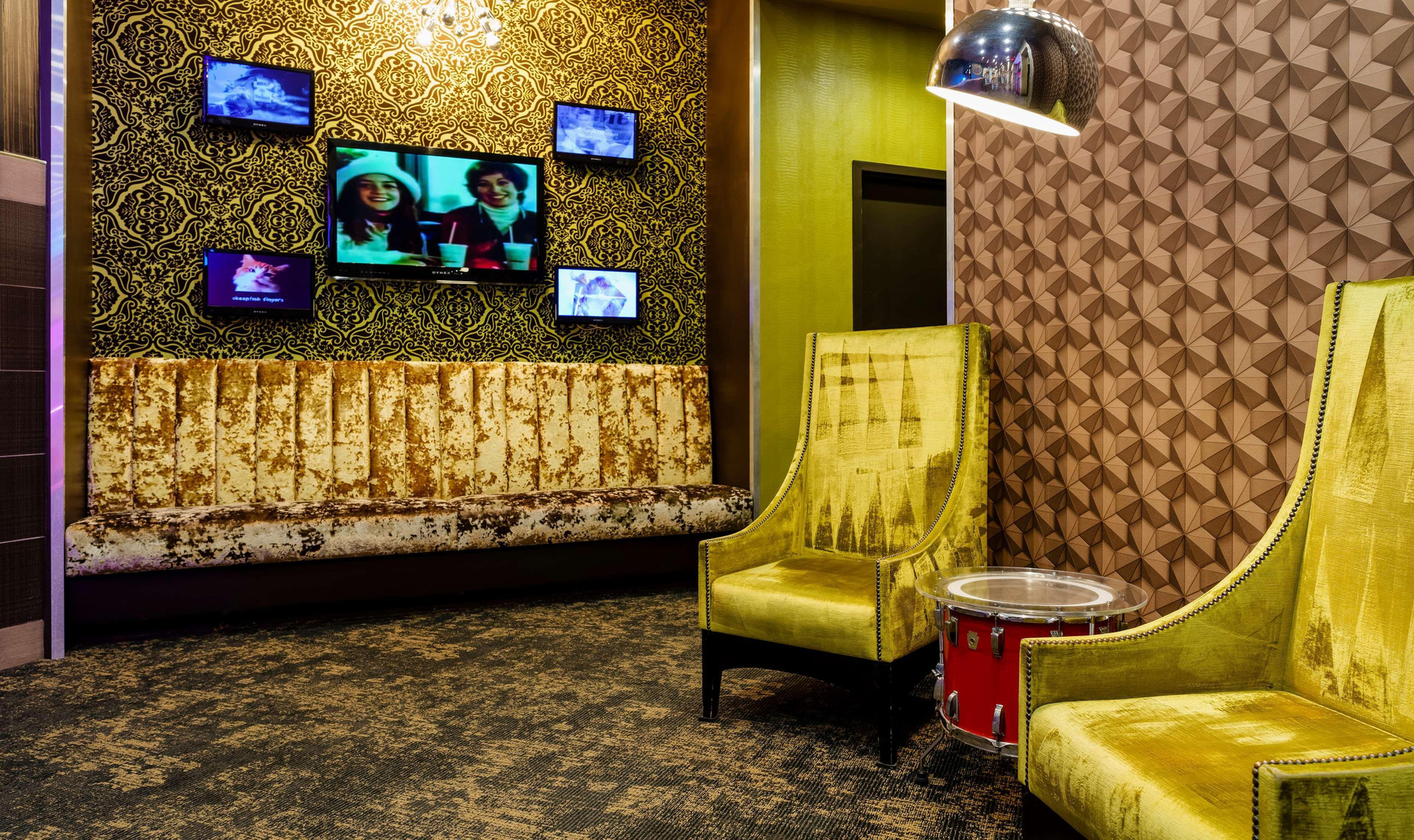 Vista Lobby The Verve Hotel Boston Natick, Tapestry Collection by Hilton