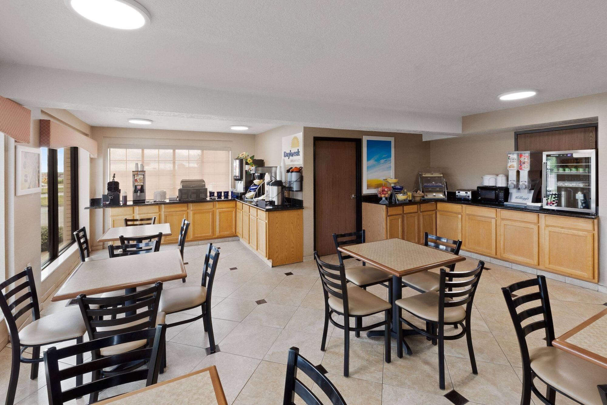 Restaurant Days Inn by Wyndham Oklahoma City