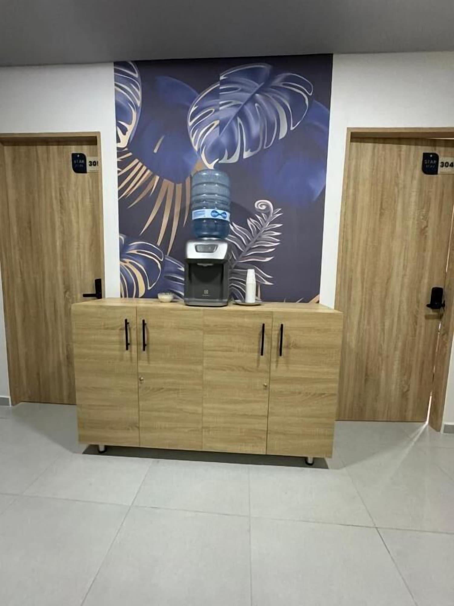 Comodidades del Alojamiento Hotel Star 37 Av