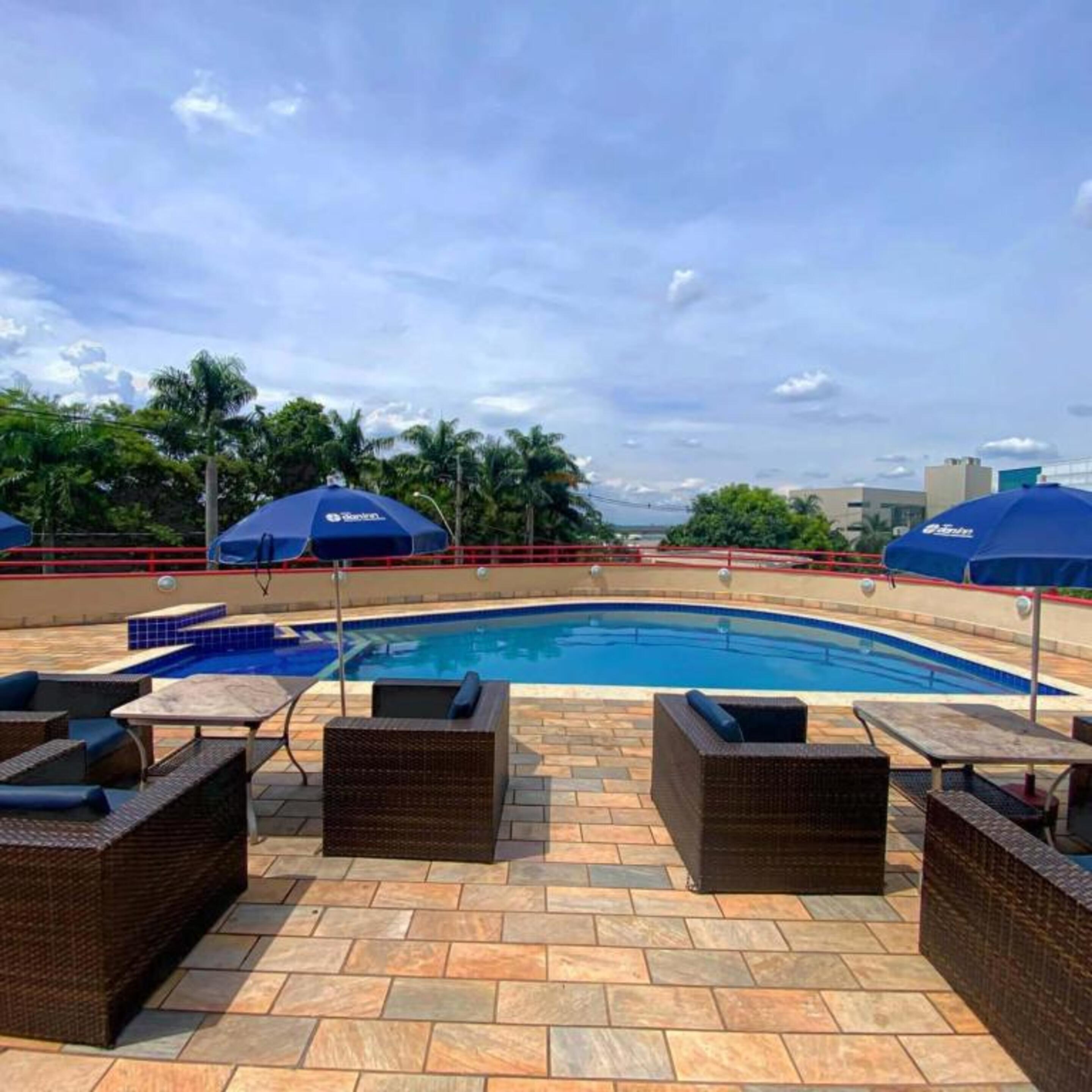 Vista Piscina Hotel Dan Inn Campinas Anhanguera By Nacional Inn