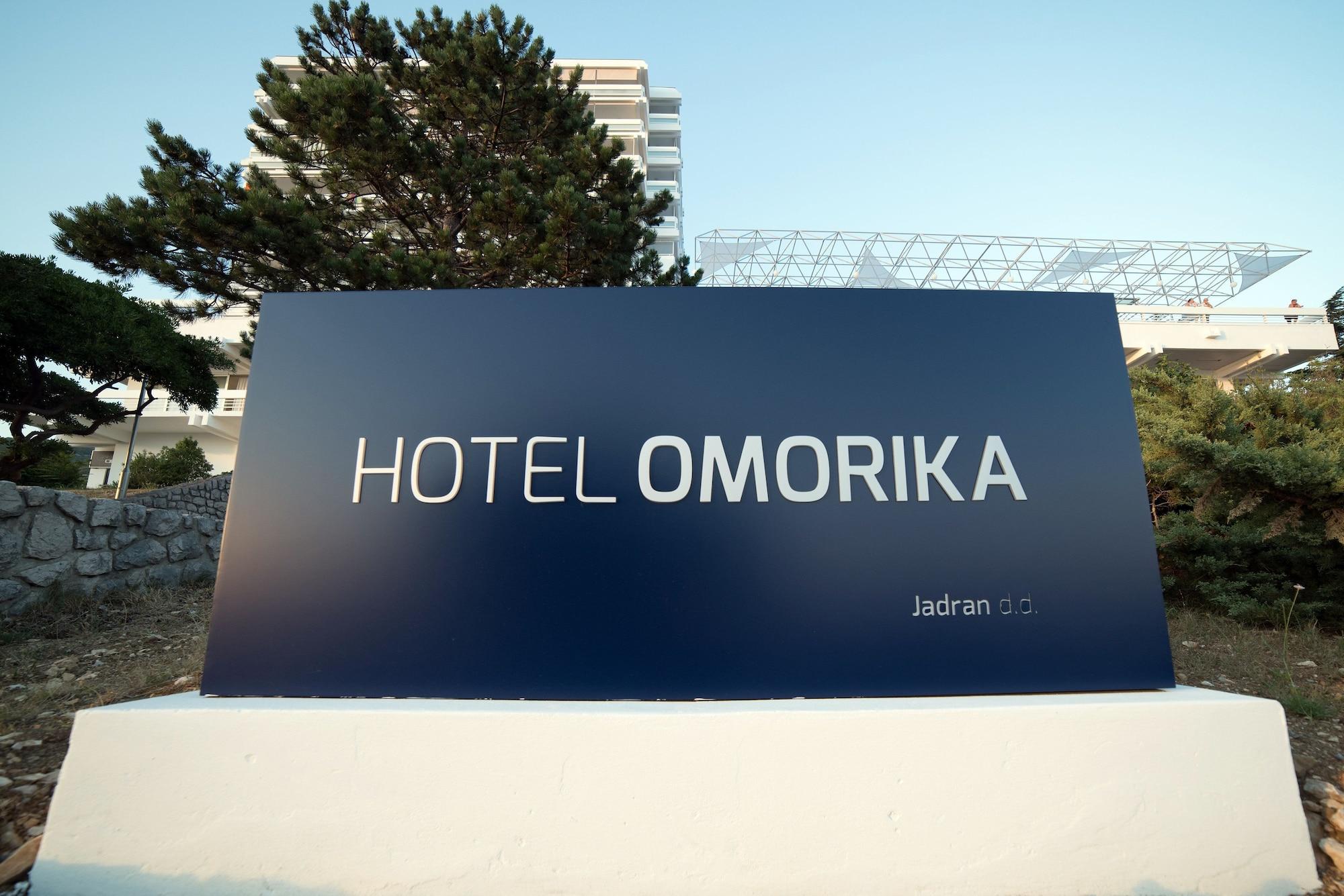 Vista Exterior Hotel Omorika