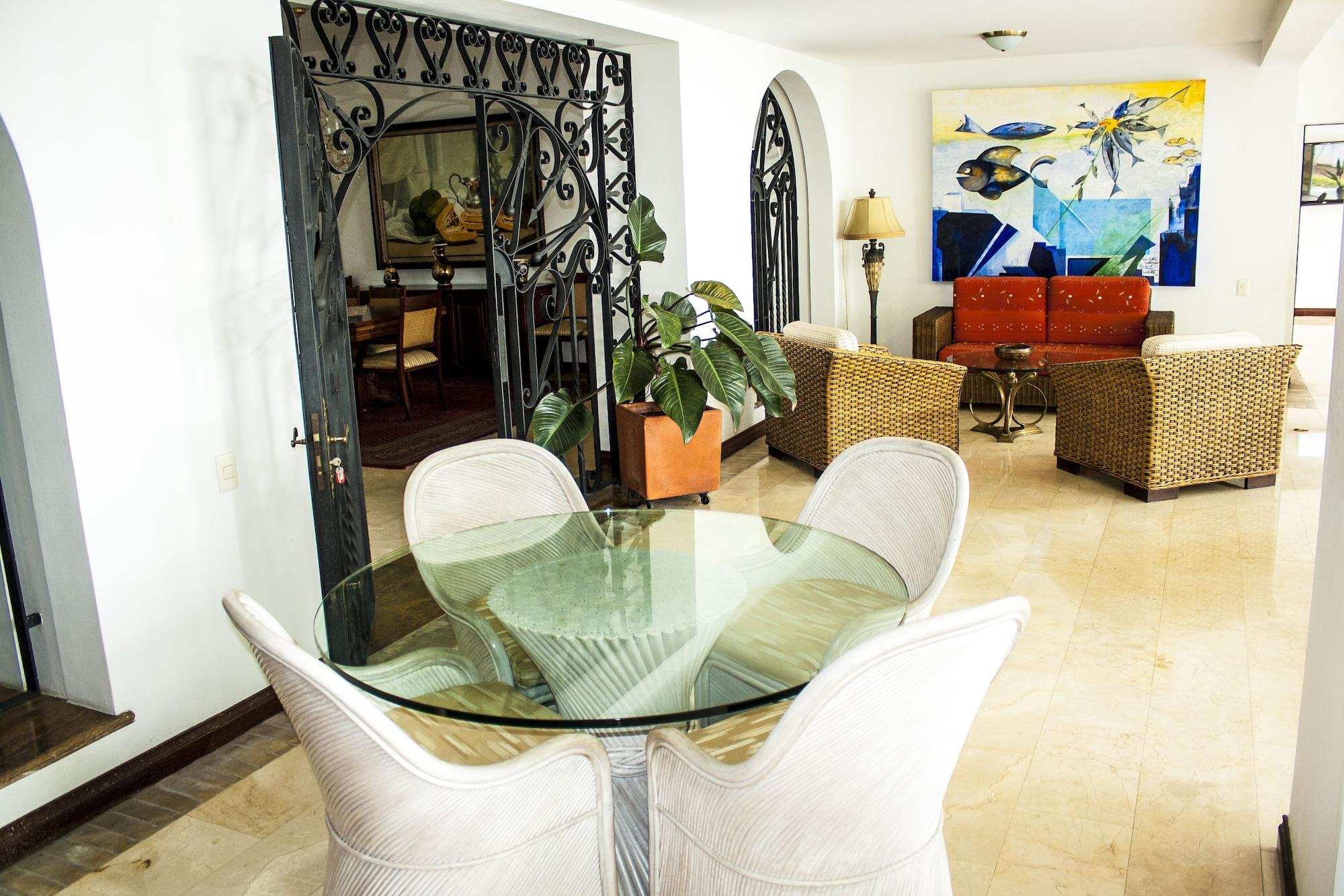 Restaurant Hotel Boutique Villa Casuarinas