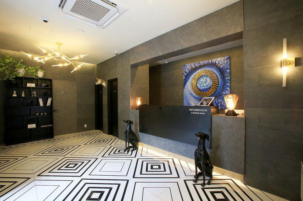 Vista Lobby Hotel Lavieen