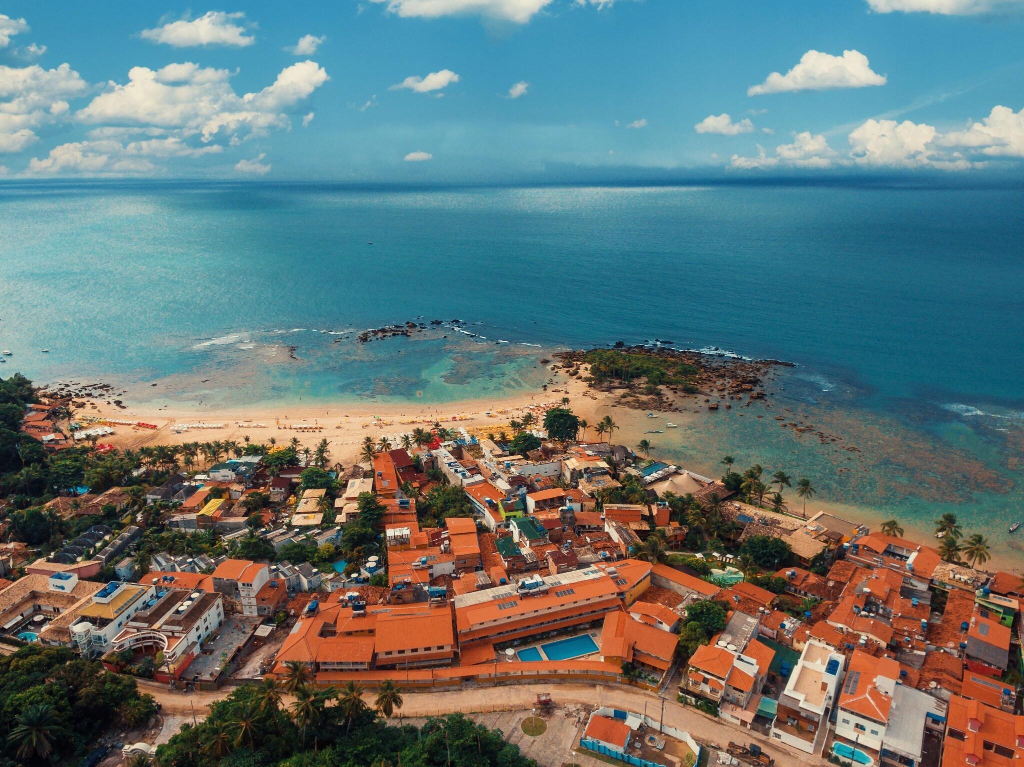 Playa Amendoeira Praia Hotel