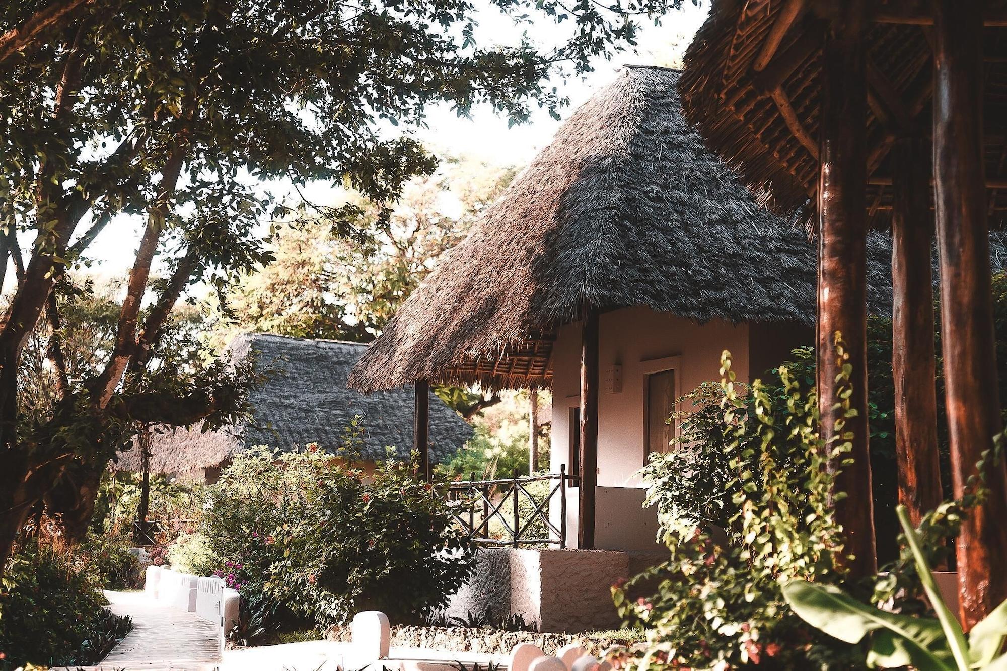 Vista Exterior Diamonds Mapenzi Beach