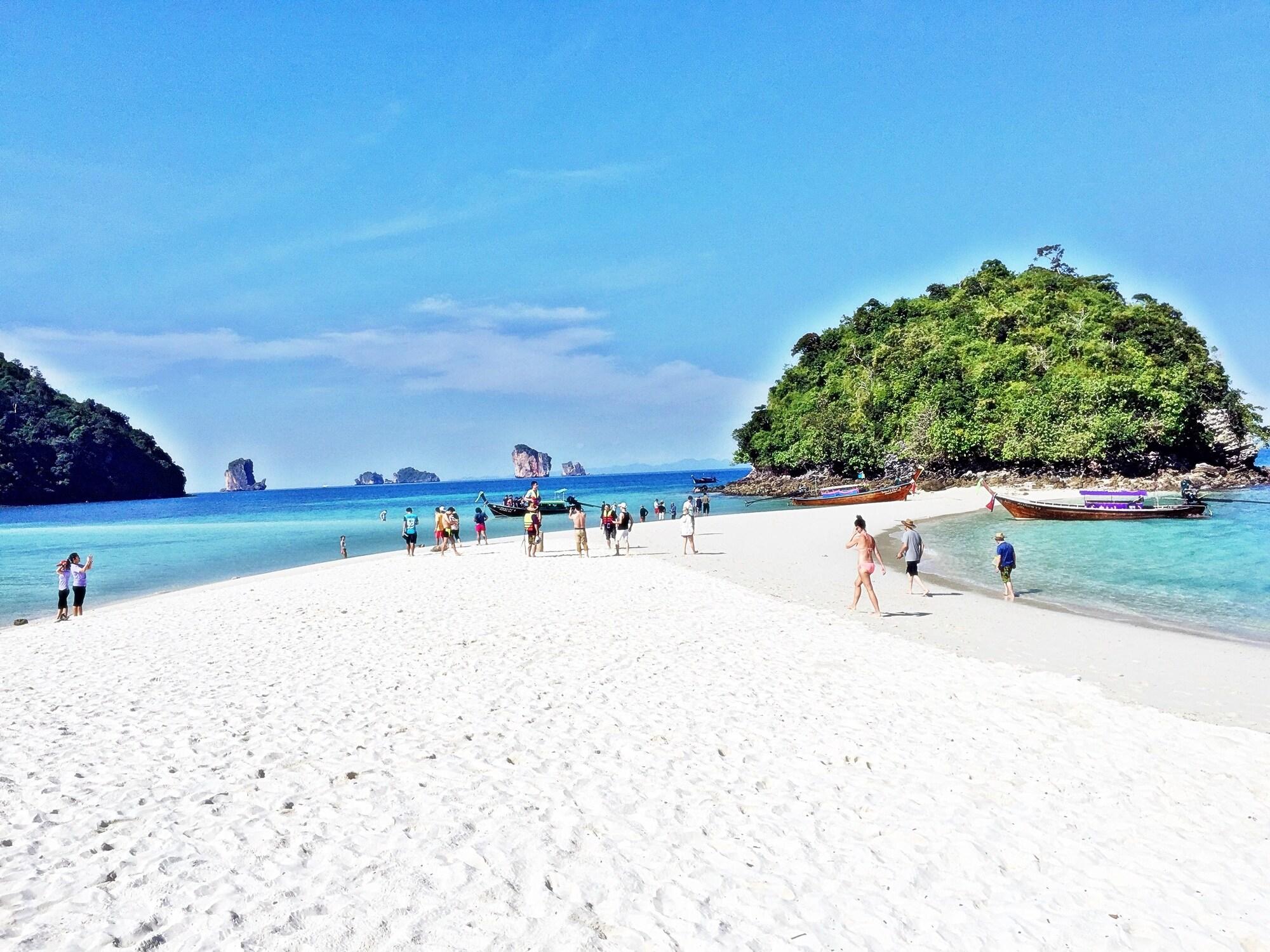 Playa Diamond Cave Resort