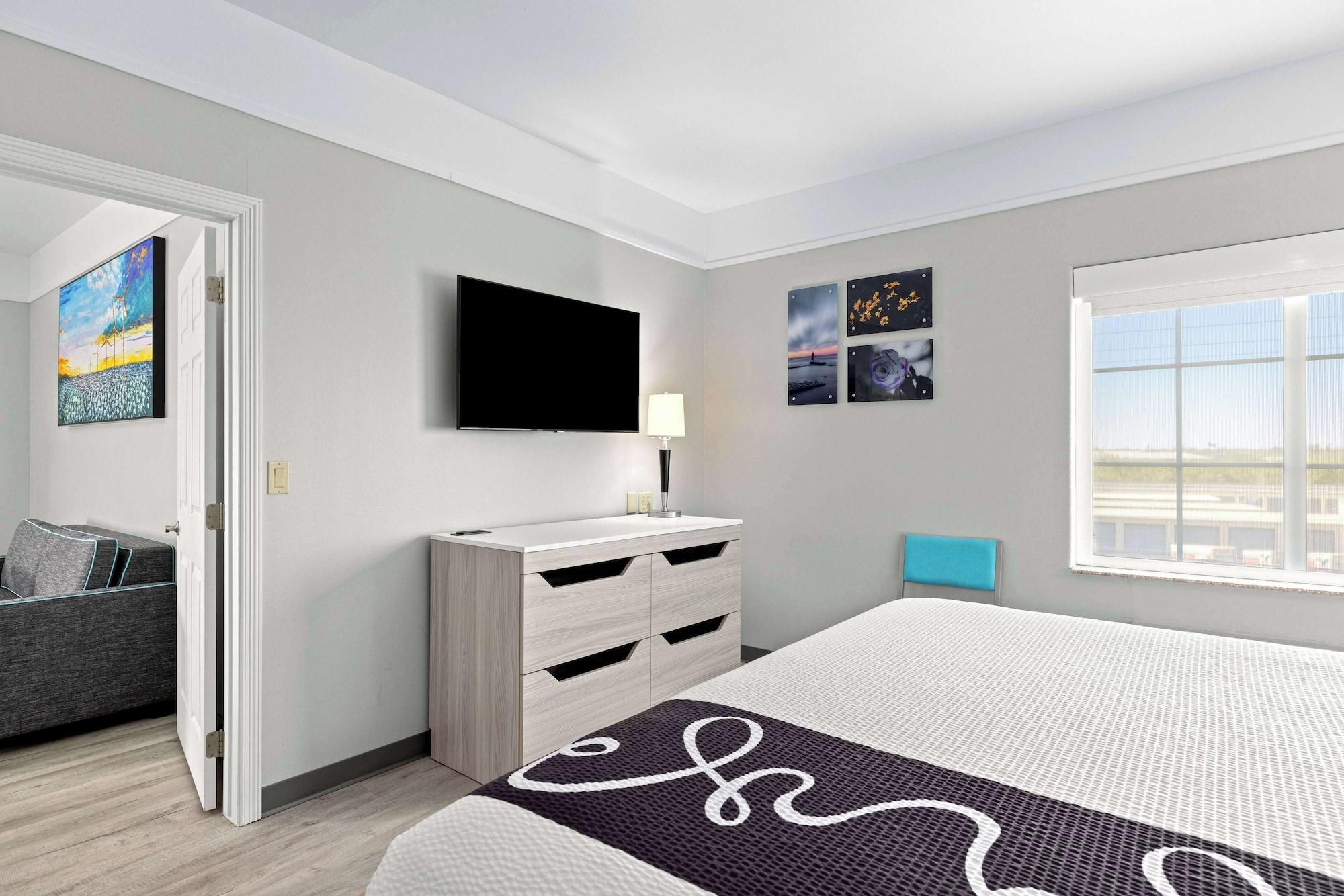 Habitación La Quinta Inn & Suites by Wyndham Raymondville