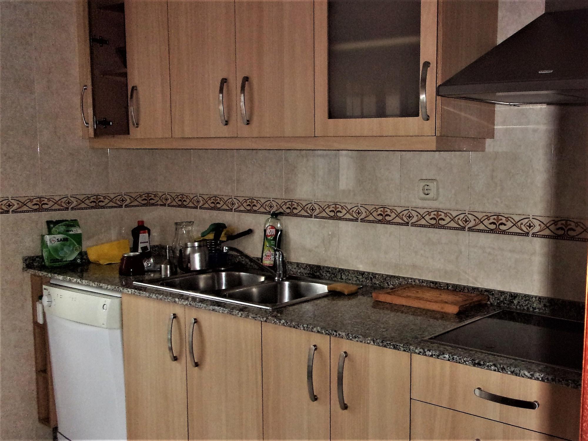 Comodidades do quarto Beautiful and Economical Apartment in the North West of Spain, in Ribeira