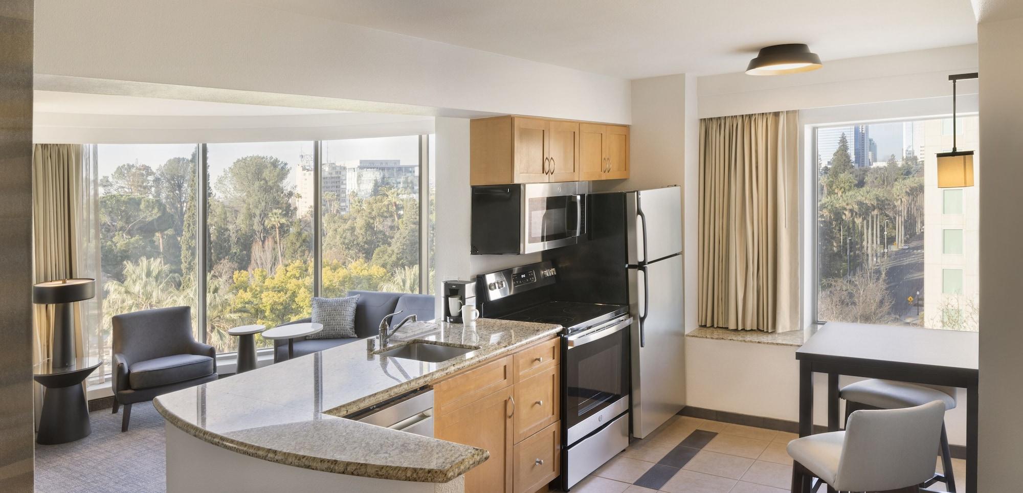 Comodidades del Alojamiento Residence Inn by Marriott Sacramento Downtown at Capitol Park