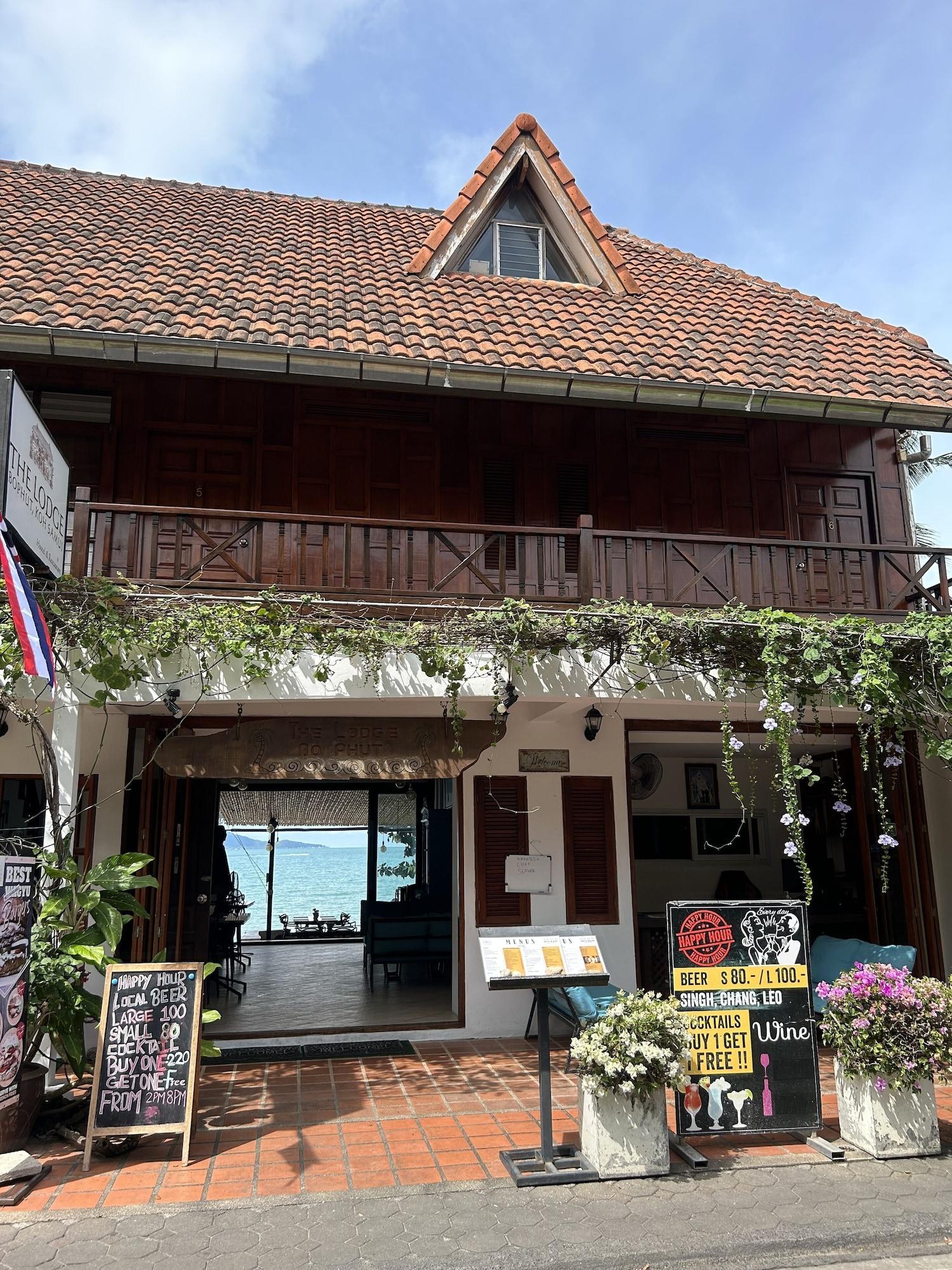 Vista Lobby The Lodge