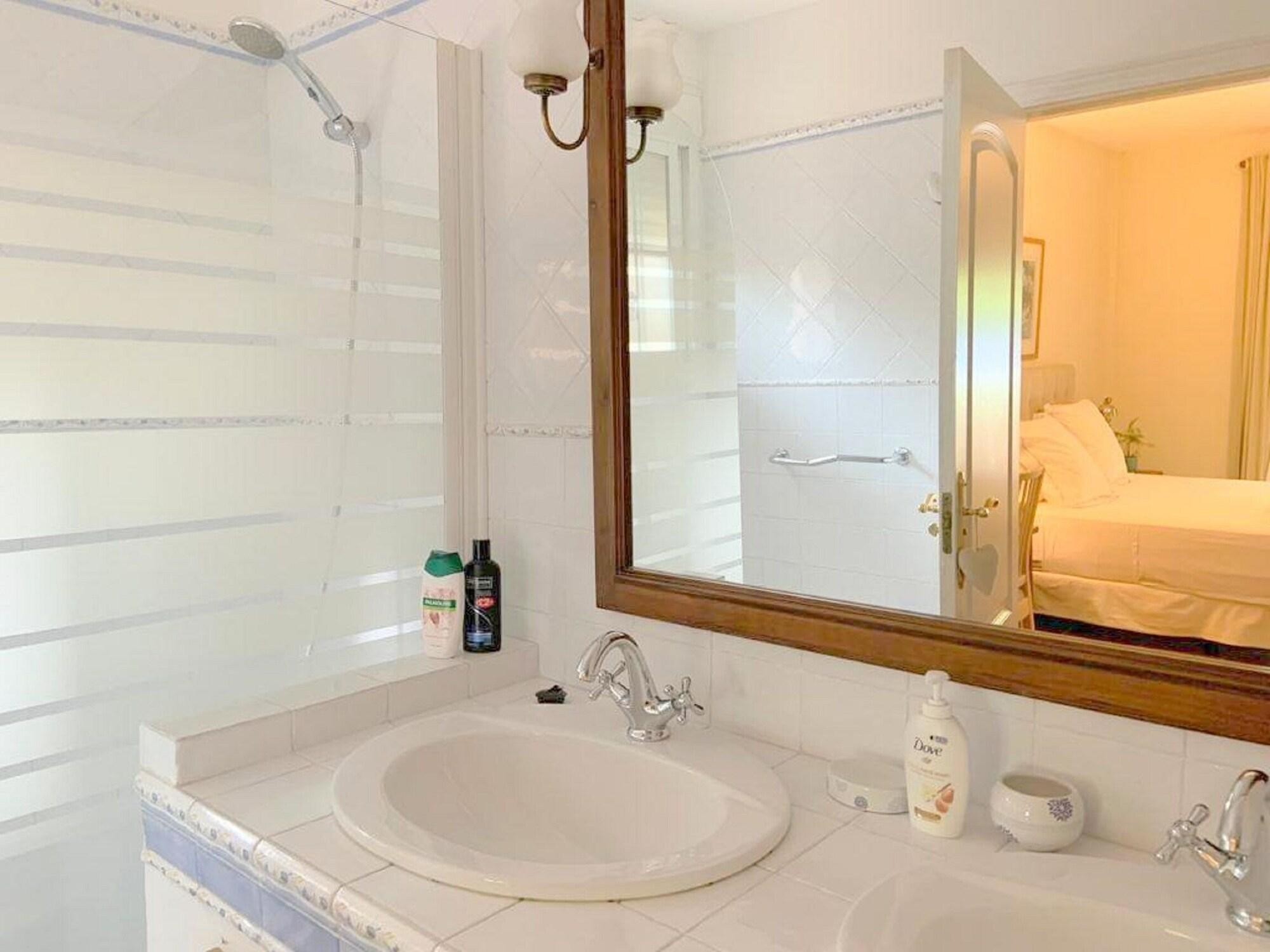 Equipamiento de Habitación At Home Malaga Stay & Solo Travellers