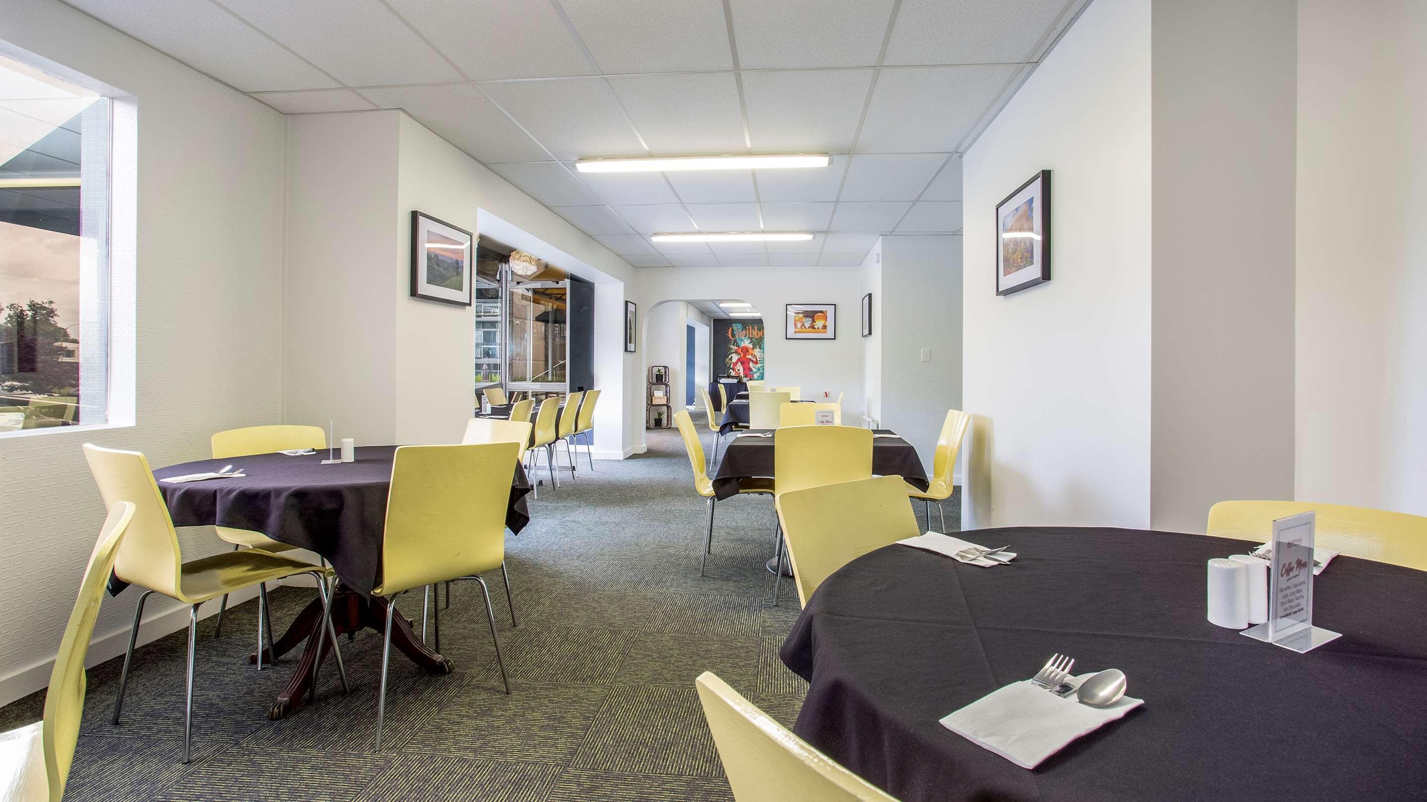 Restaurant Heartland Ambassador Hotel Hamilton