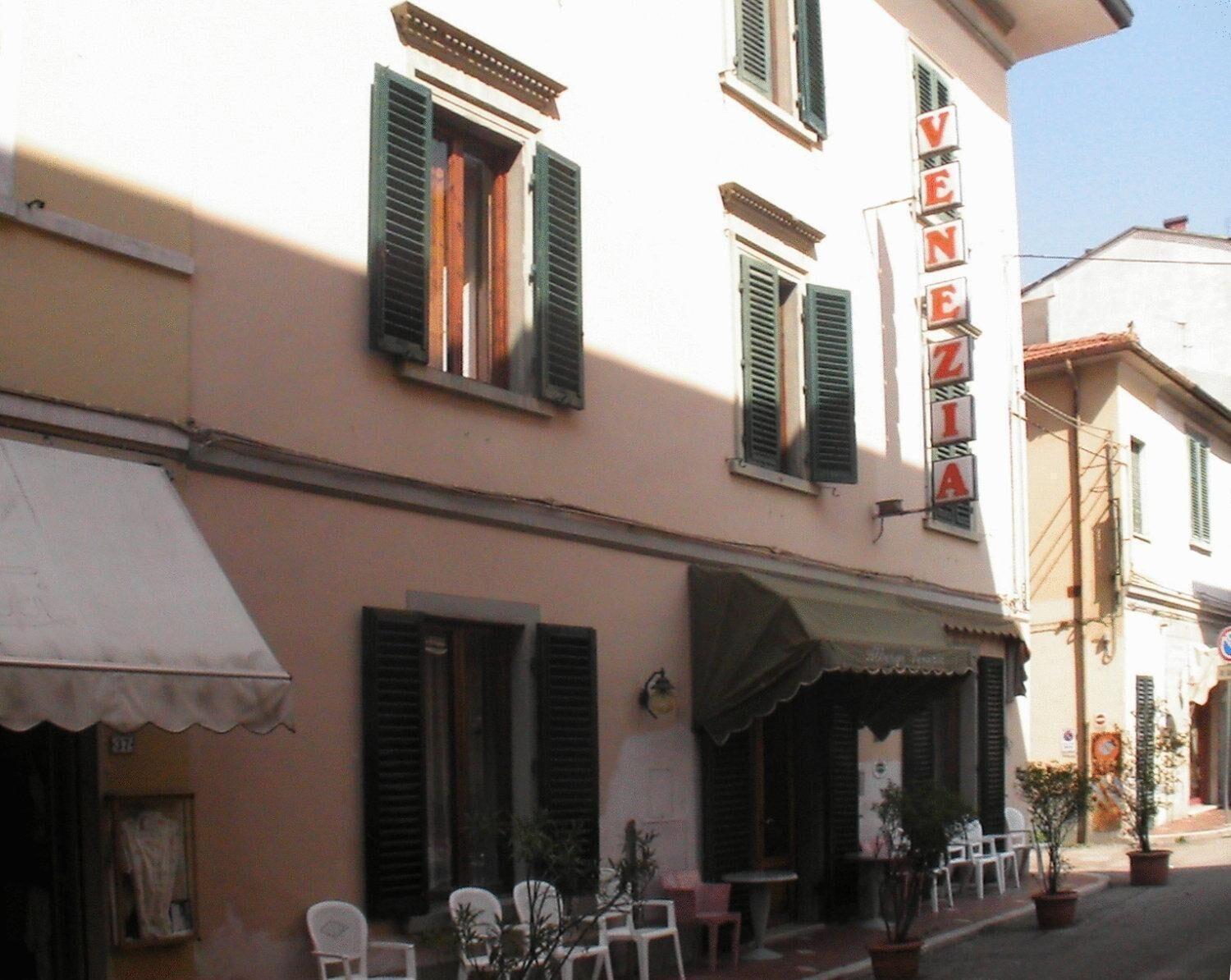 Vista Exterior Hotel Venezia