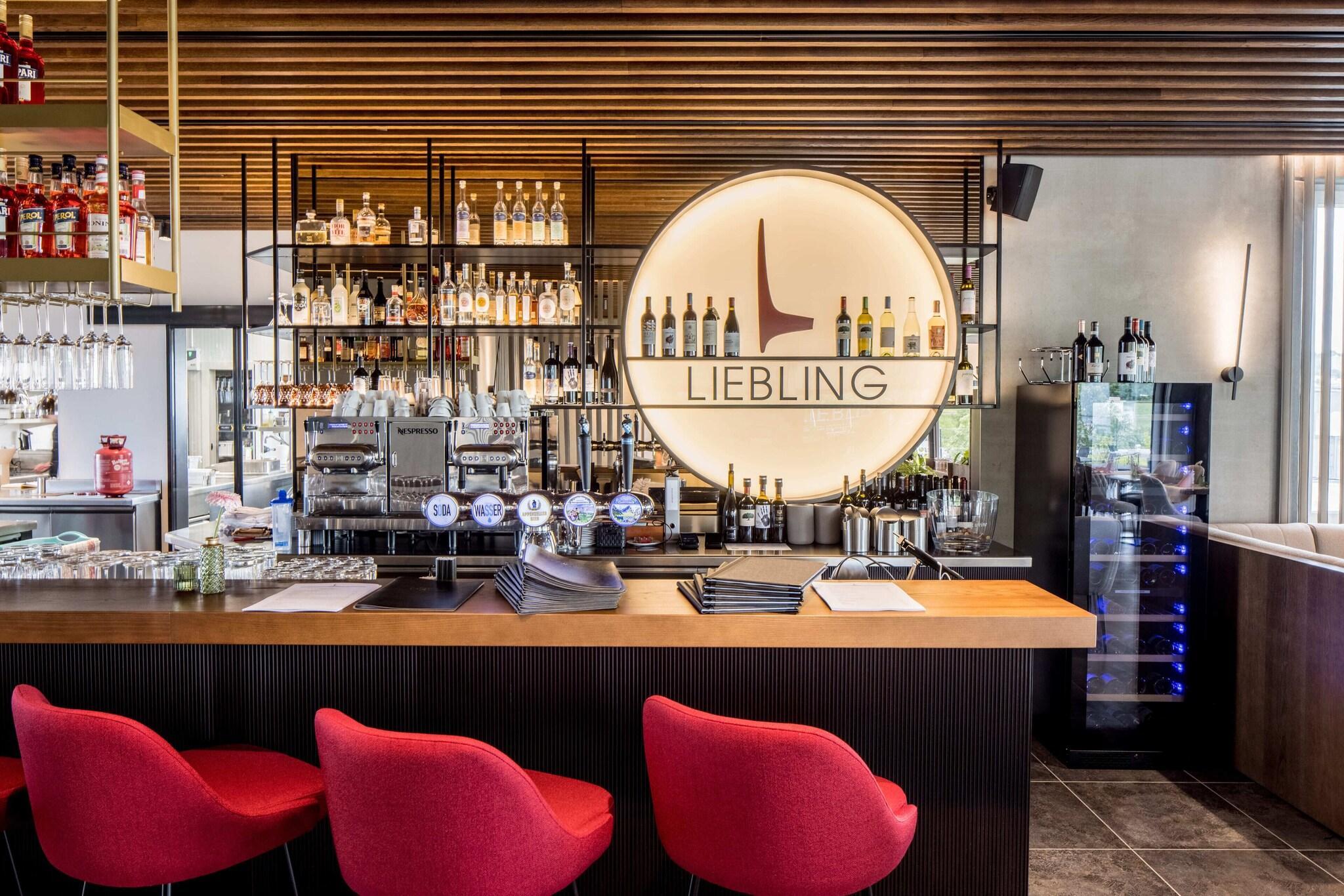 Bar/Salón MOOI Apartments Zurich-Schlieren
