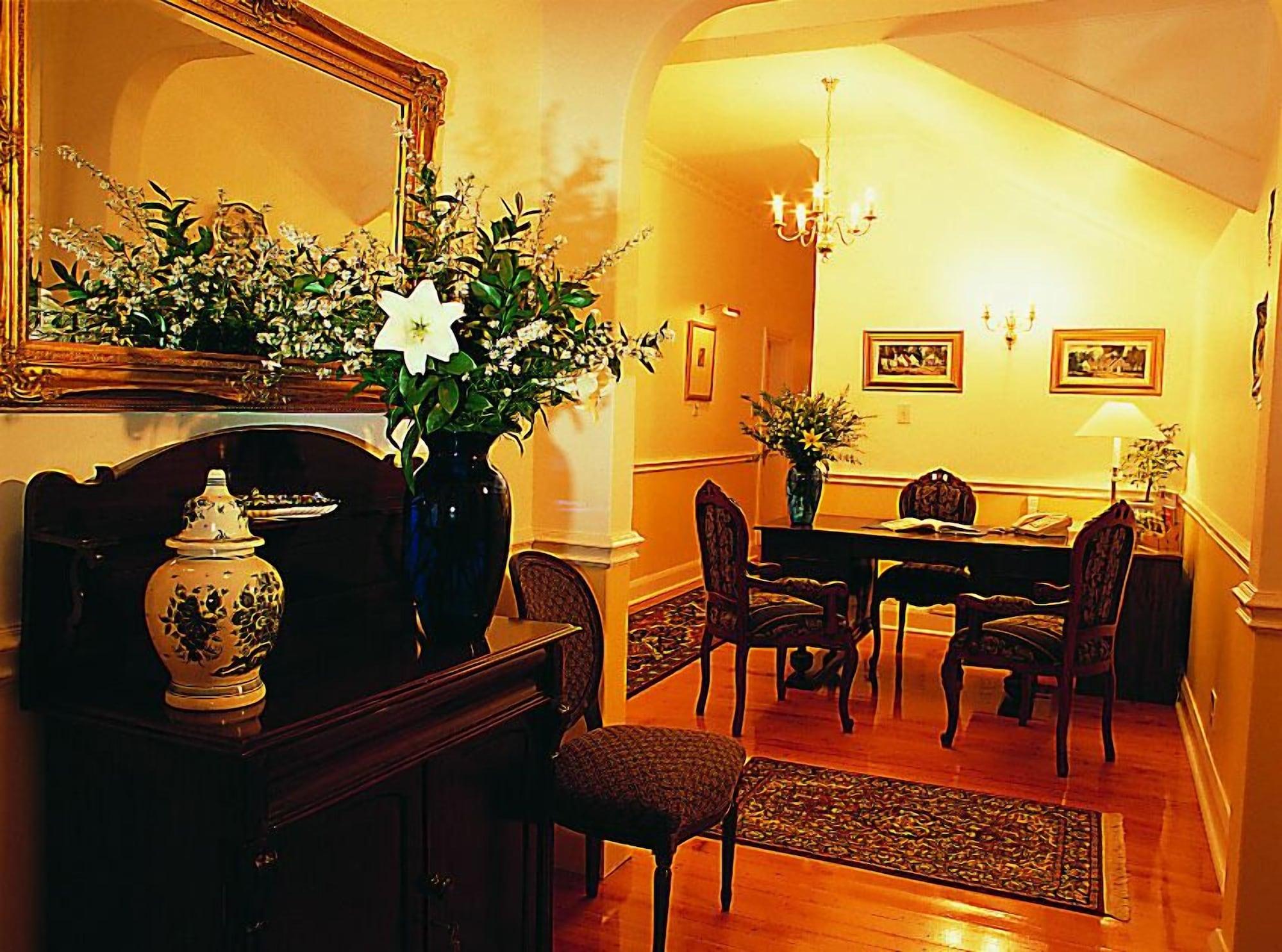 Vista Lobby Ridgeview Lodge