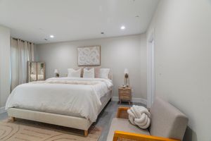 Alquiler Vacacional - Charming 2-bedroom condo in delightful Philadelphia with WiFi, AC