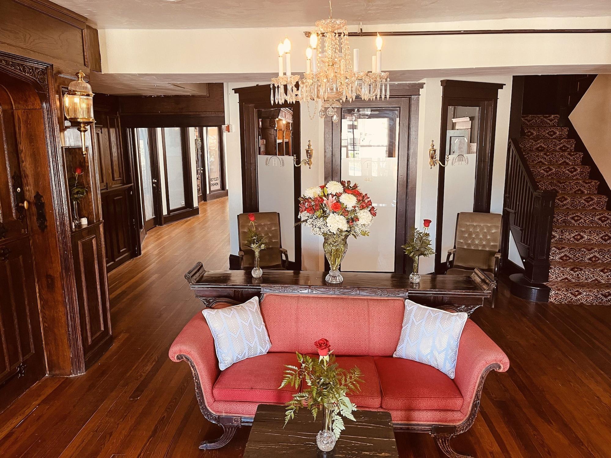 Varios The DeLand Hotel