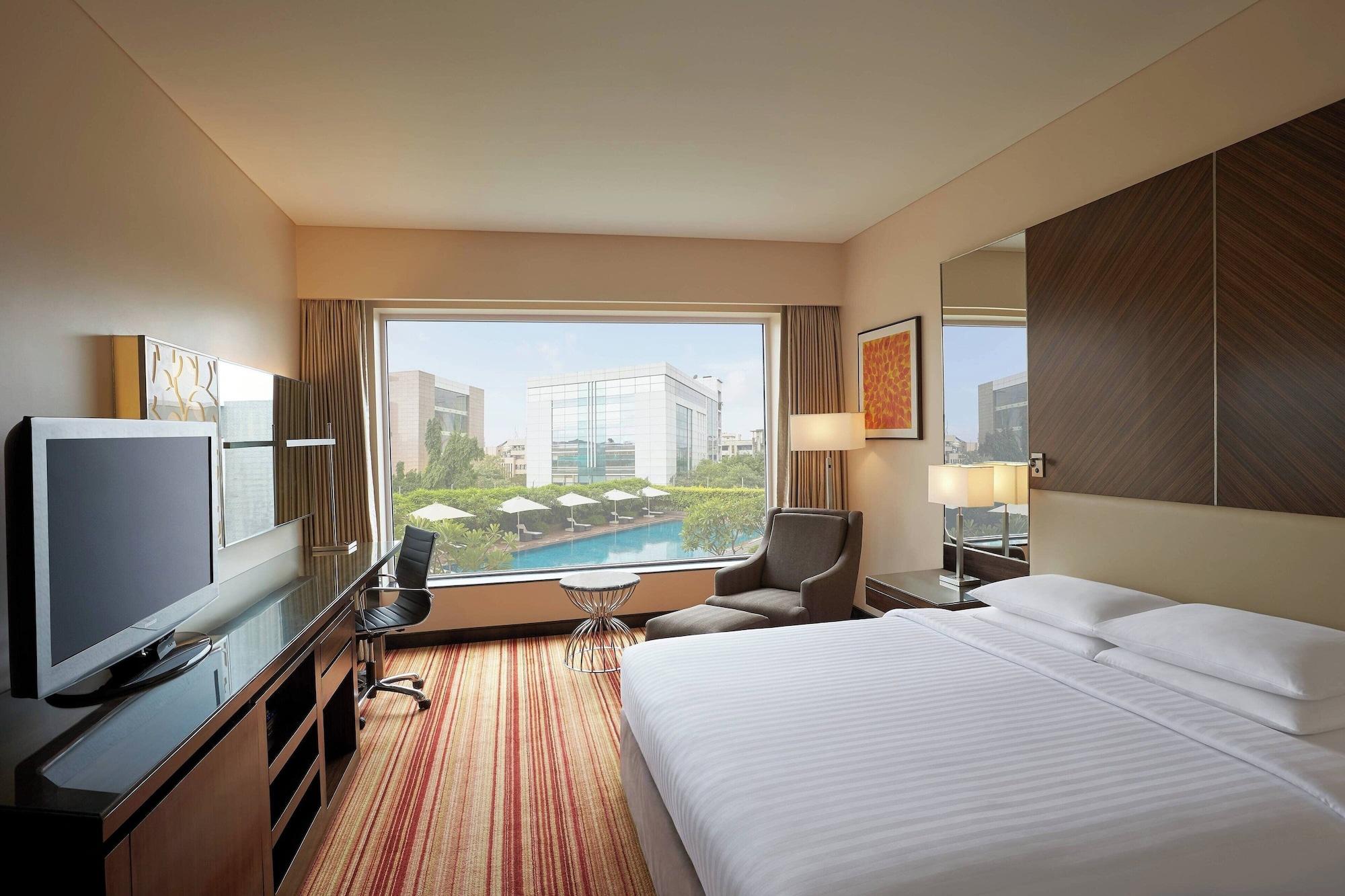Vista Piscina Courtyard by Marriott Mumbai International Airport