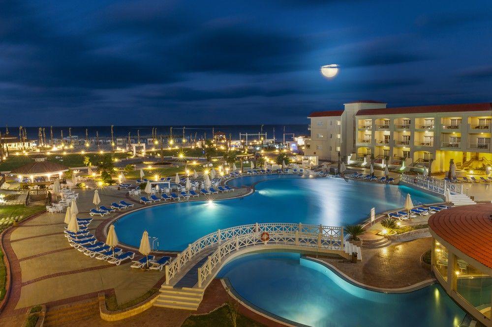 Vista Exterior Rixos Alamein