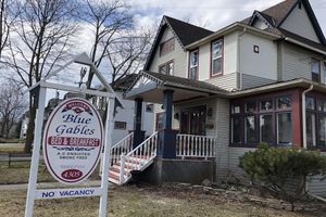 Alojamiento - Blue Gables Bed and Breakfast